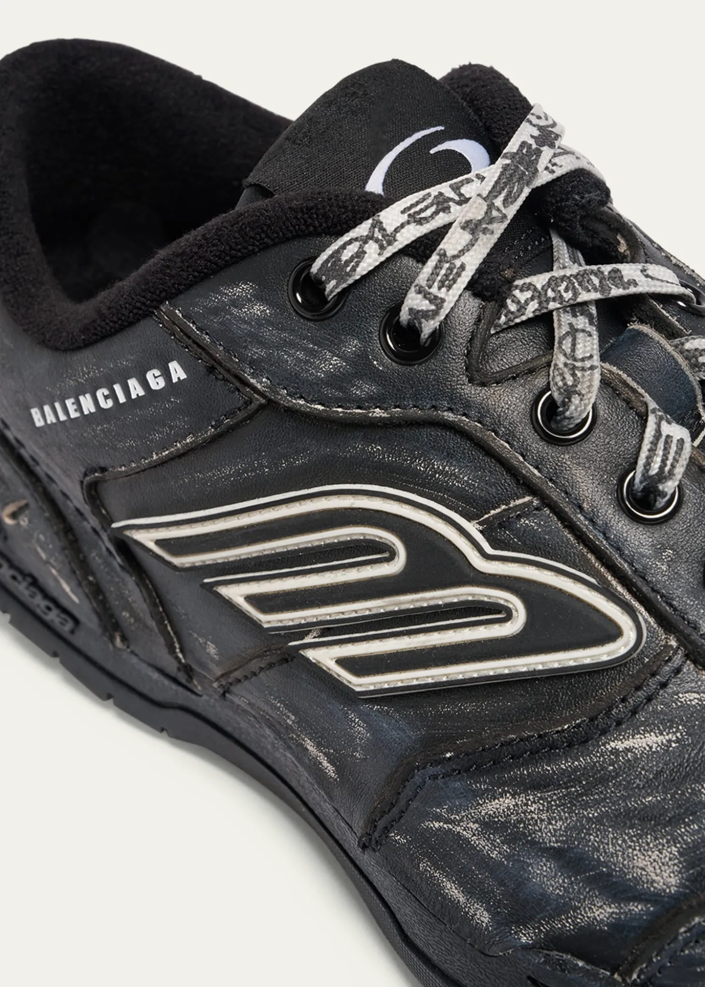 BalenciagaMen's Hamptons Calfskin Low-Top Sneakers