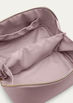 Bergdorf GoodmanLovely in Lavender, Yours with any Beauty Purchase of $295 or more