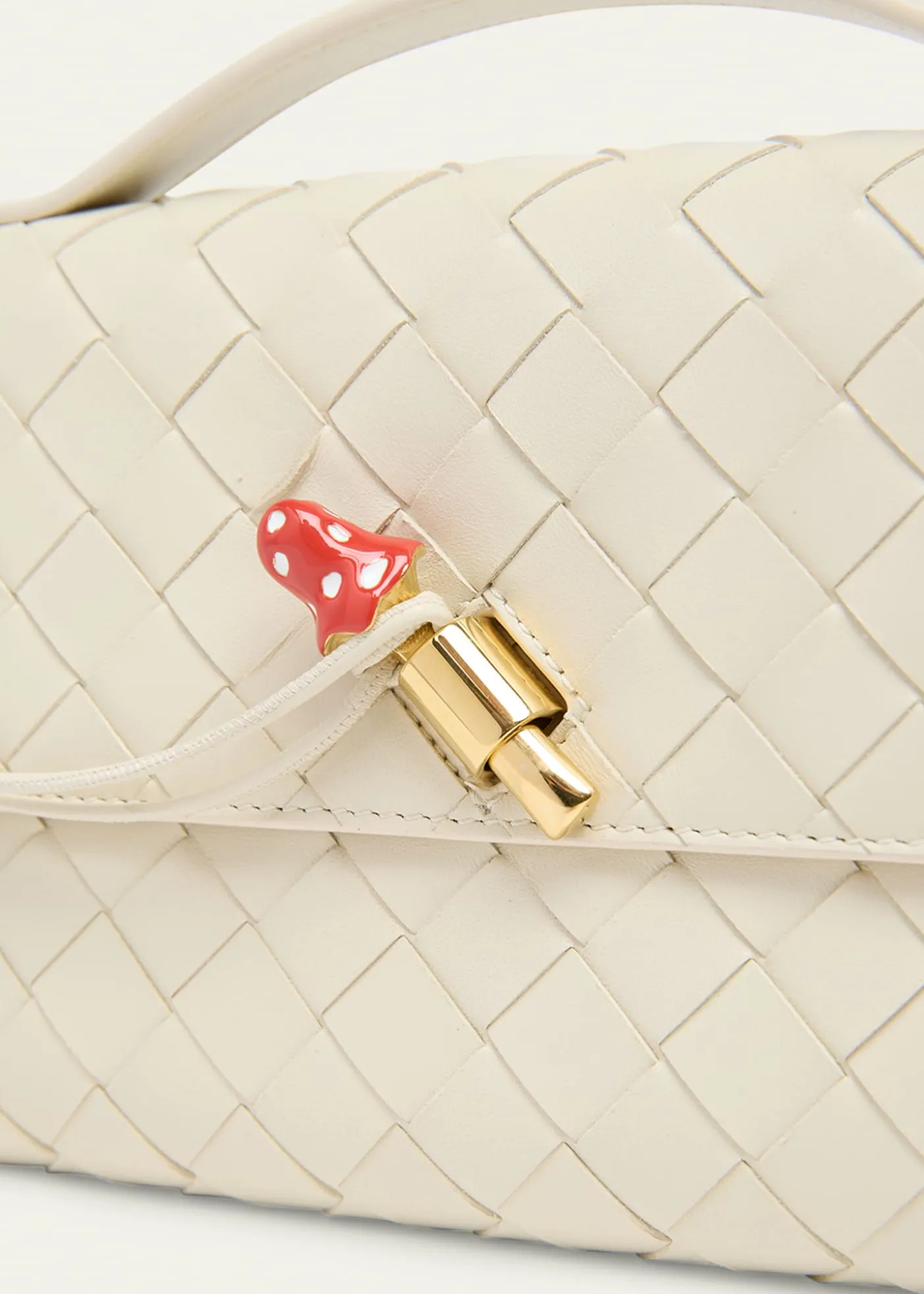 Bottega VenetaAndiamo Leather Clutch Bag