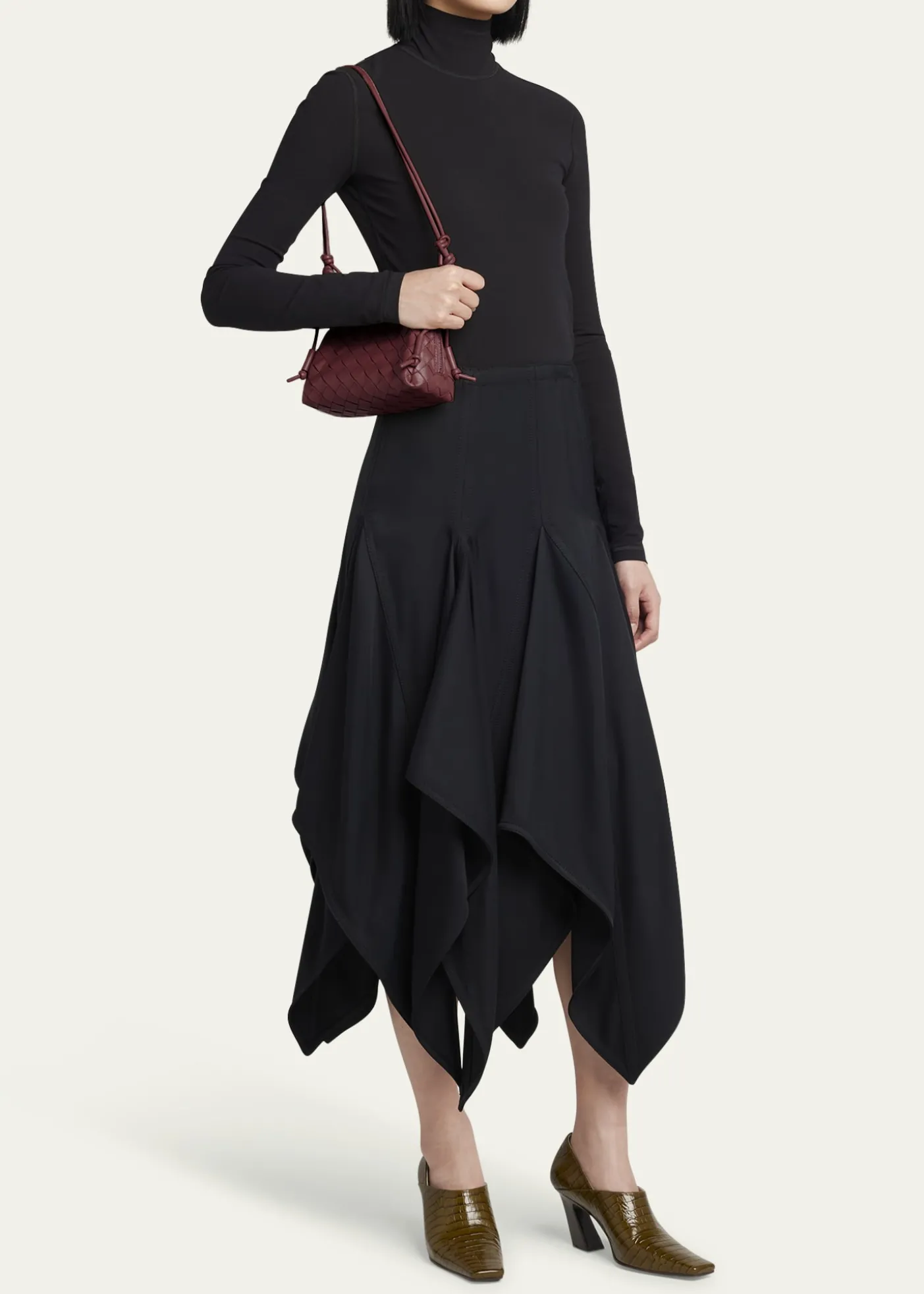 Bottega VenetaZip Leather Pouch Shoulder Bag
