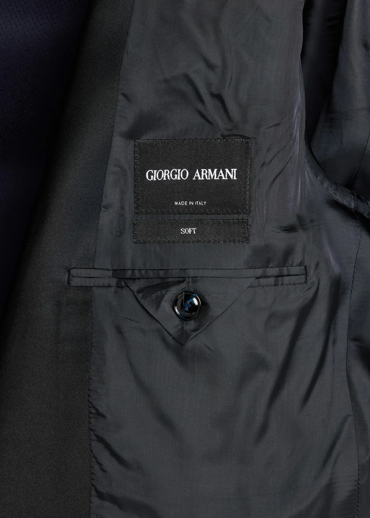 Giorgio ArmaniMen's Soft Woven Satin-Trim Single-Breasted Suit