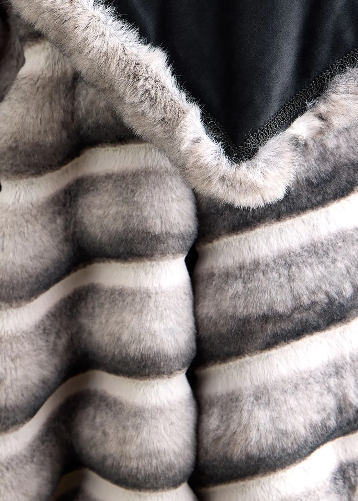 Lyla GrantFaux Chinchilla Throw, 60" x 72"
