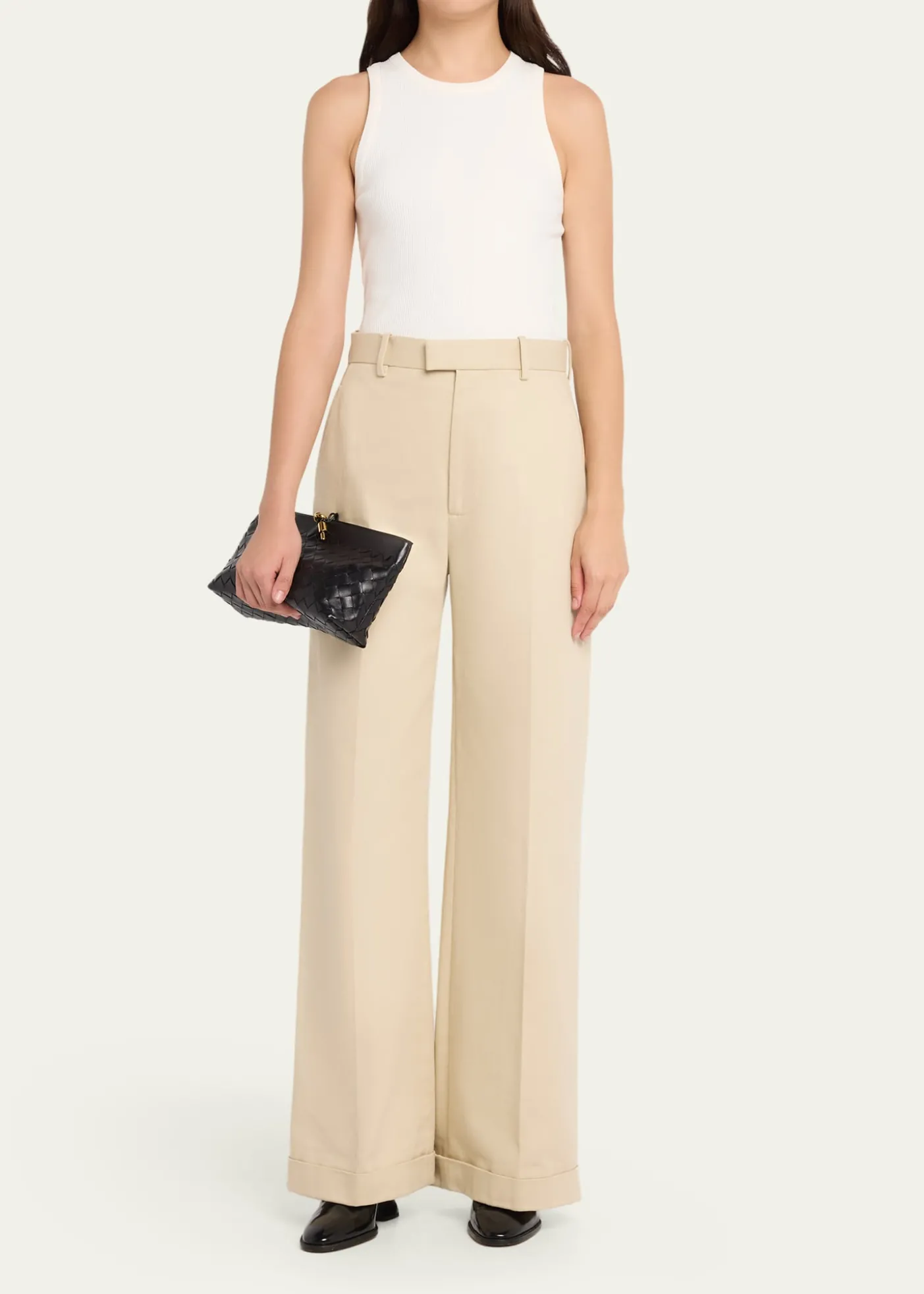 THIS ITEM IS NOT AVAILABLE.Bottega VenetaAndiamo Knot-Embellished Leather Clutch Bag