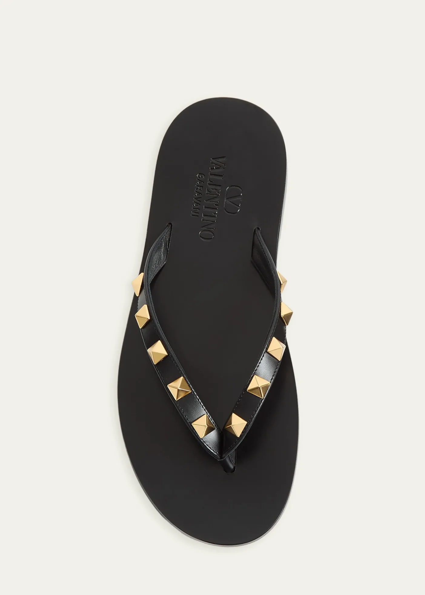 Valentino GaravaniRockstud Leather Flat Thong Sandals